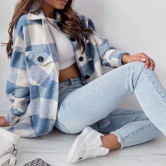 4 Blue Warm Brushed Soft Plaid Checker Flannel Pocket Shacket - Picture 6 of 8